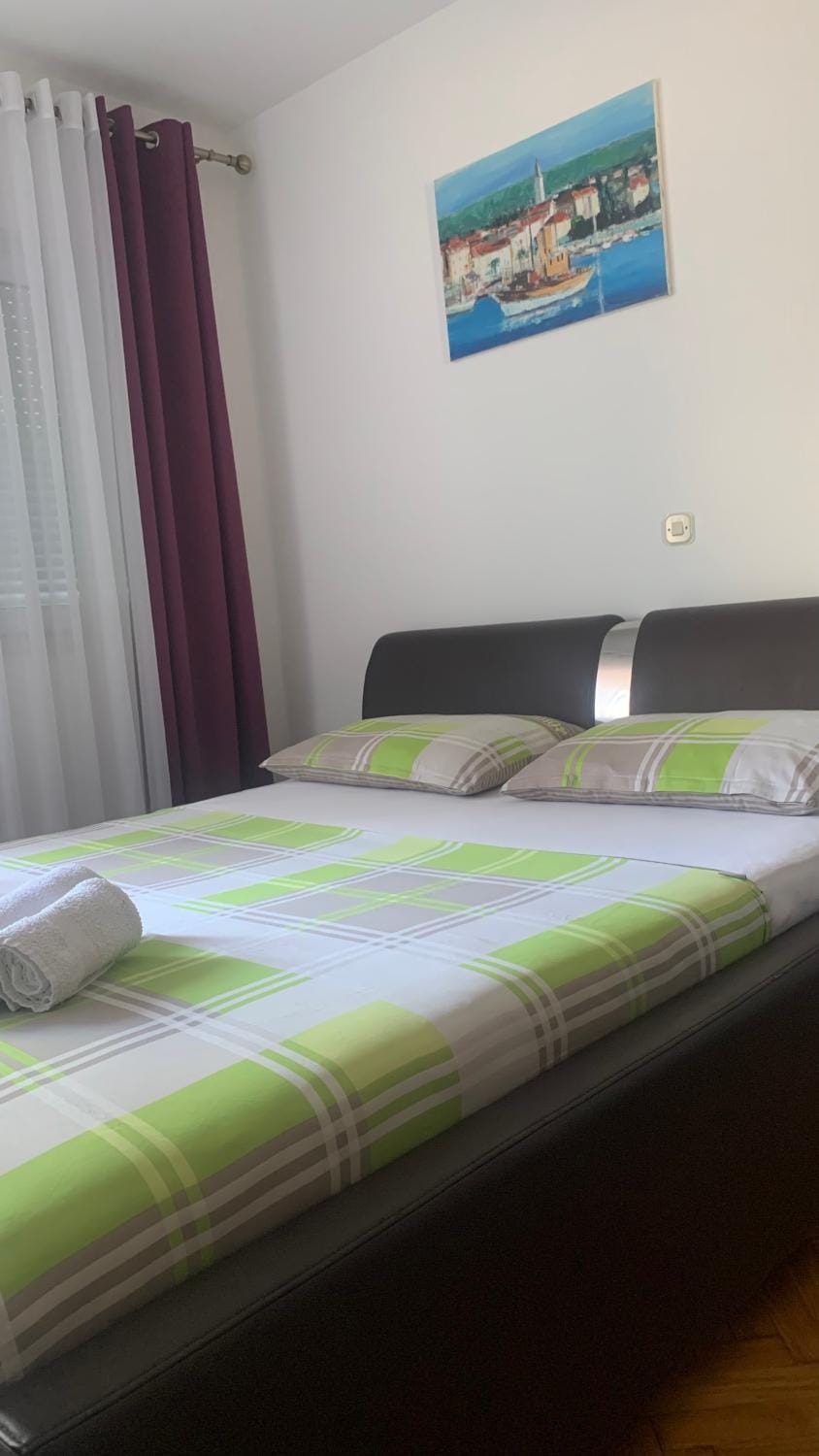 Bed, Decorative detail, Bedroom