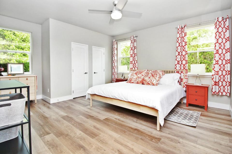 River Road Retreat House in Wimberley