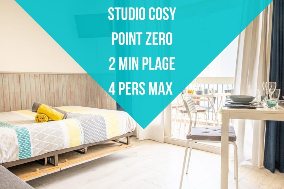 Bed, Seating area, Dining area, Bedroom