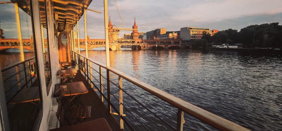 Natural landscape, View (from property/room), Balcony/Terrace, Lounge or bar, Lake view, River view