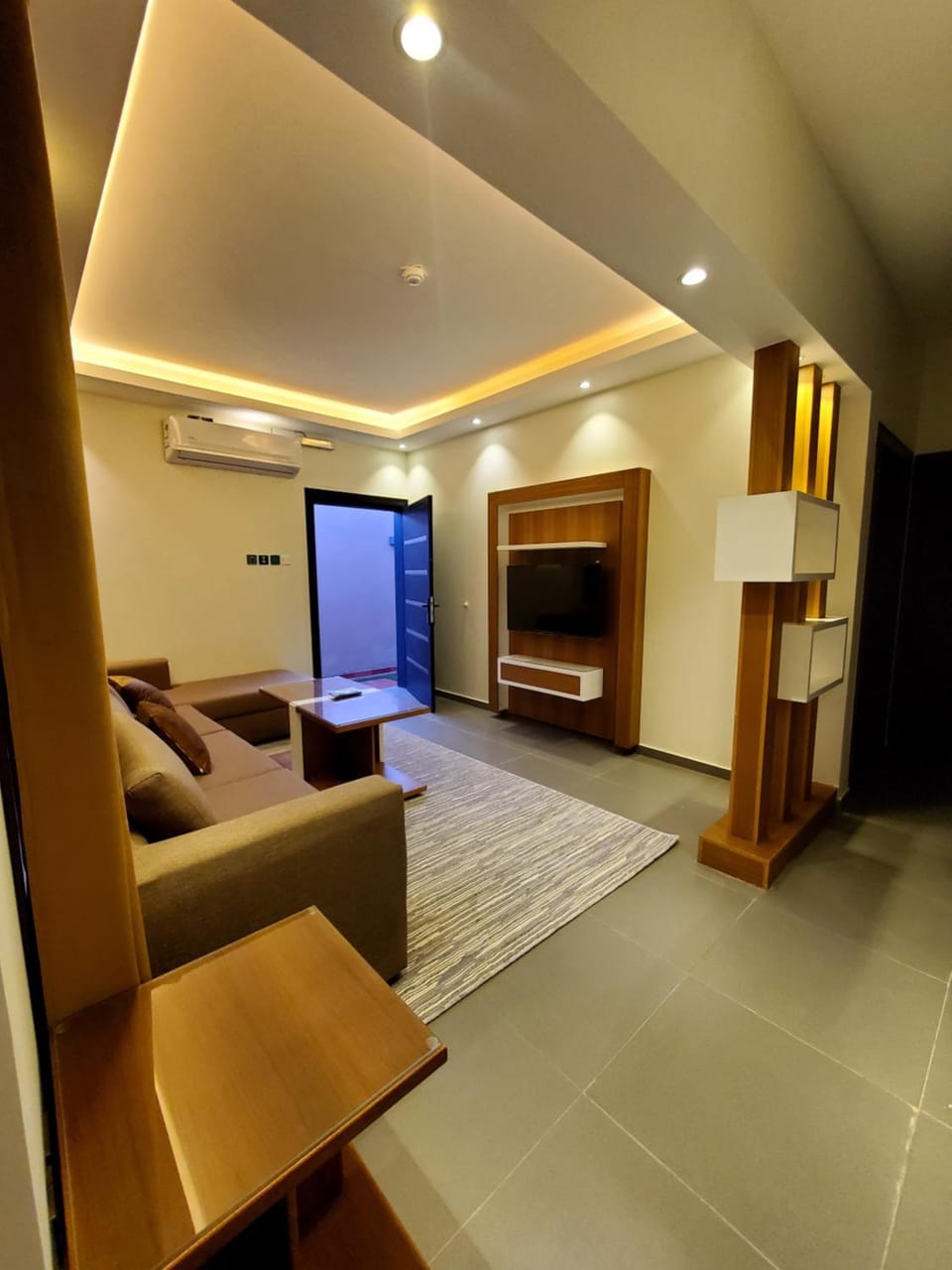 Communal lounge/ TV room, Living room, Seating area