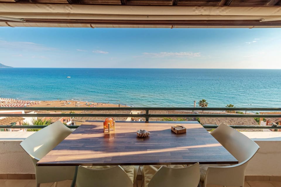 Day, Natural landscape, View (from property/room), Balcony/Terrace, Beach, Sea view
