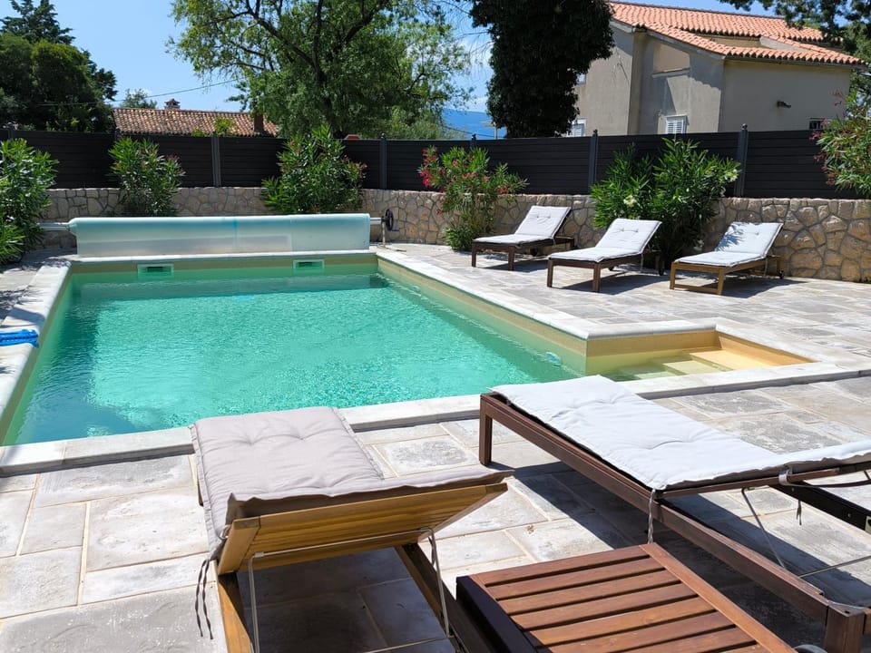 Holiday House Ursa with heated pool Country House in Primorje-Gorski Kotar County