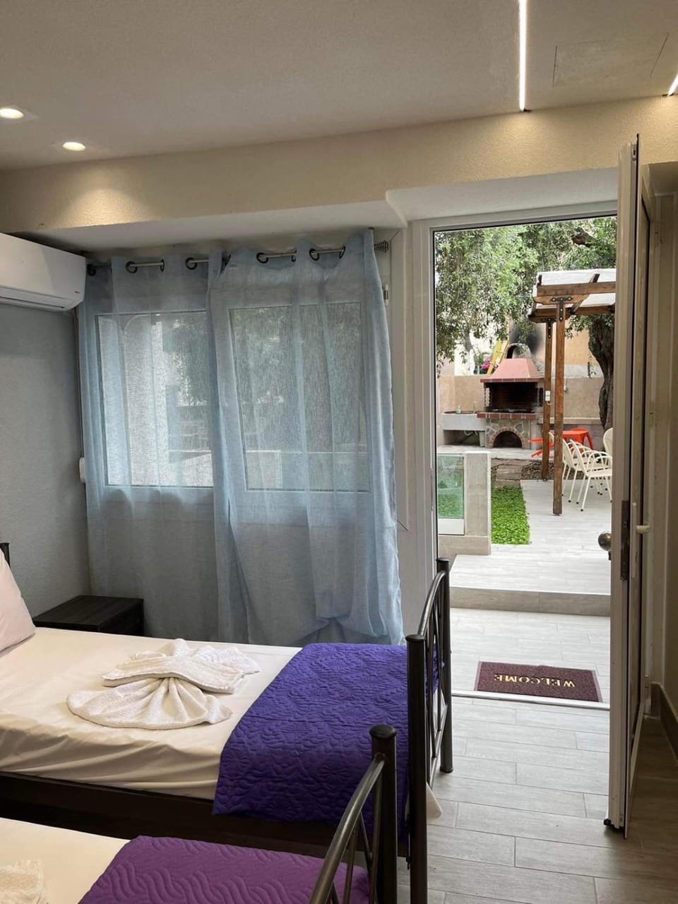 Kyano Studios-Sotiria studios Bed and Breakfast in Limenaria