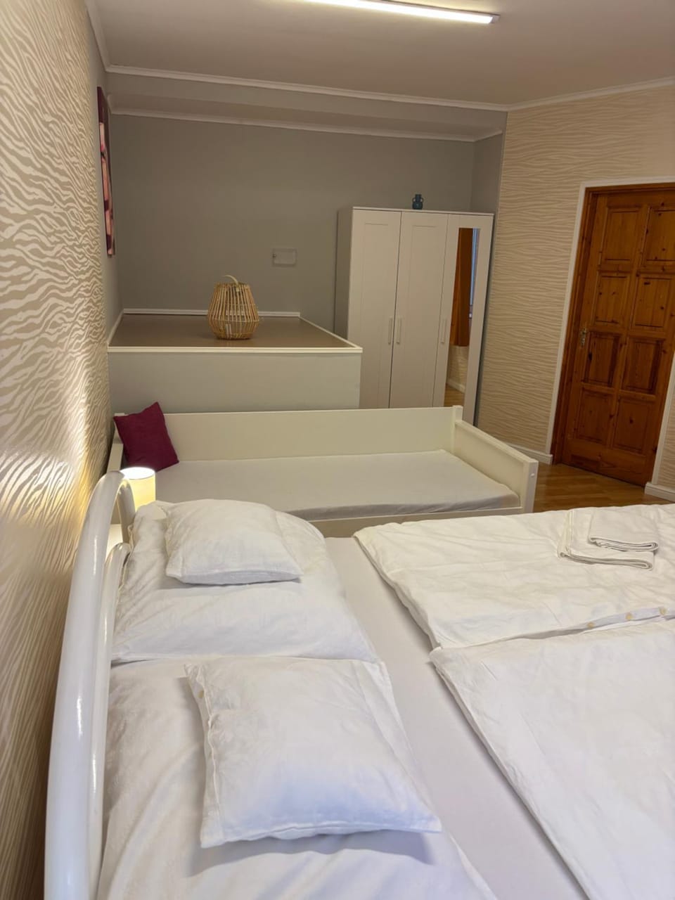 Bed, Photo of the whole room, Bedroom, wardrobe