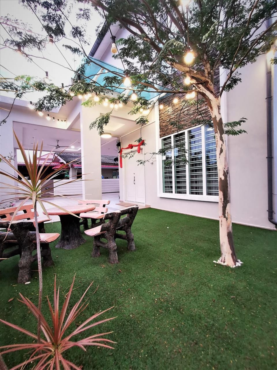 Patio, Day, Garden, Evening entertainment, Garden view