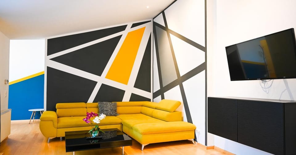 TV and multimedia, Living room, Seating area