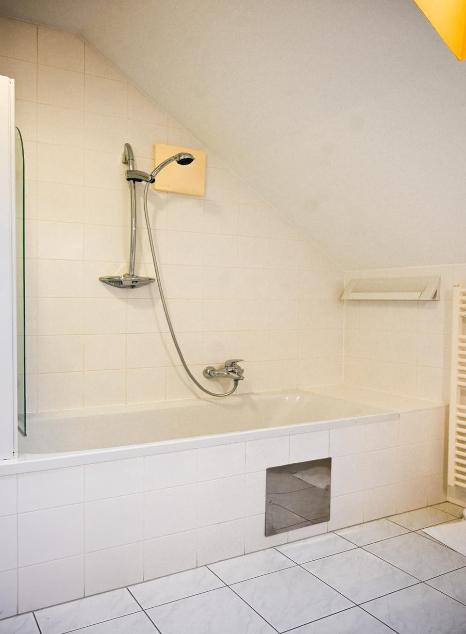 Bathroom, Bath