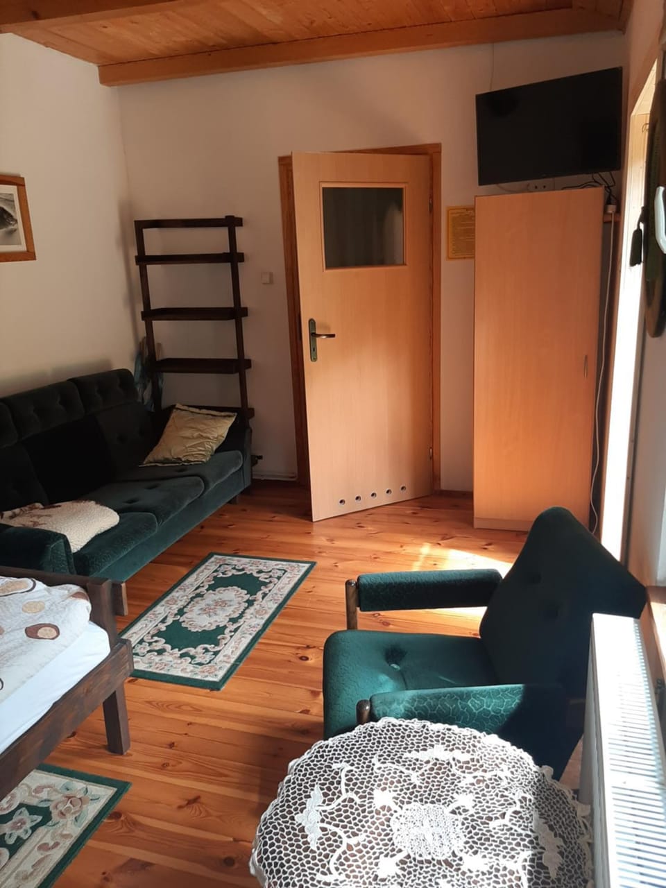 Photo of the whole room