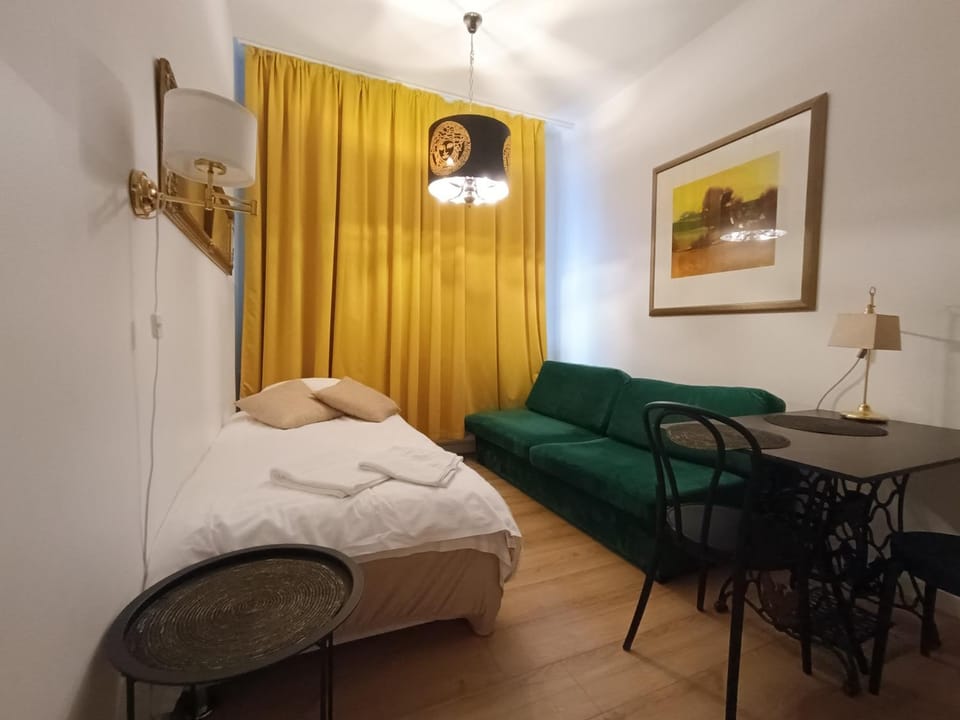 L Ajax Airport Bitwy Warszawskiej Apartment in Warsaw