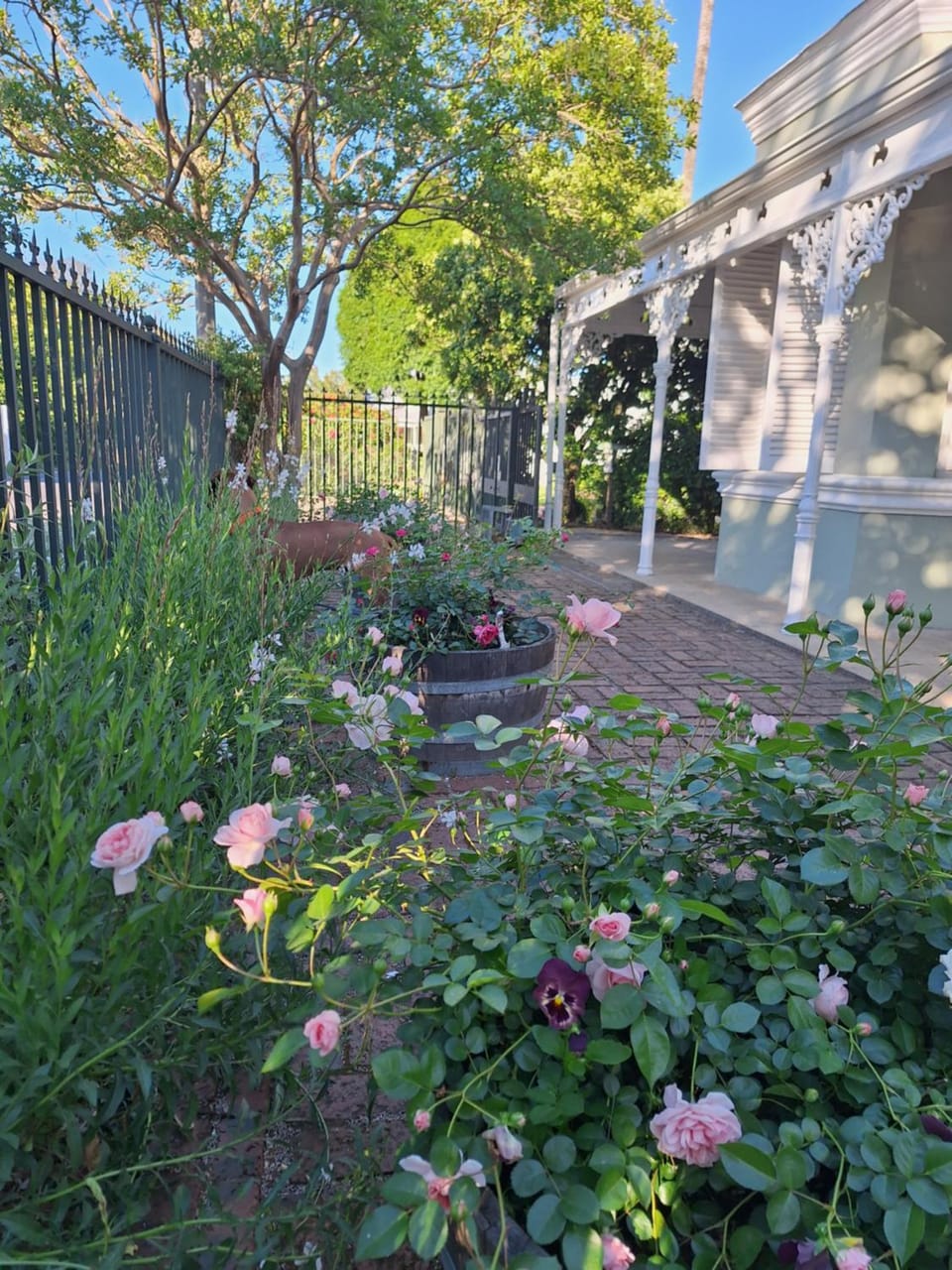 Property building, Spring