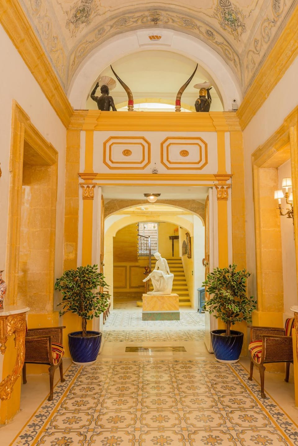 Property building, Inner courtyard view