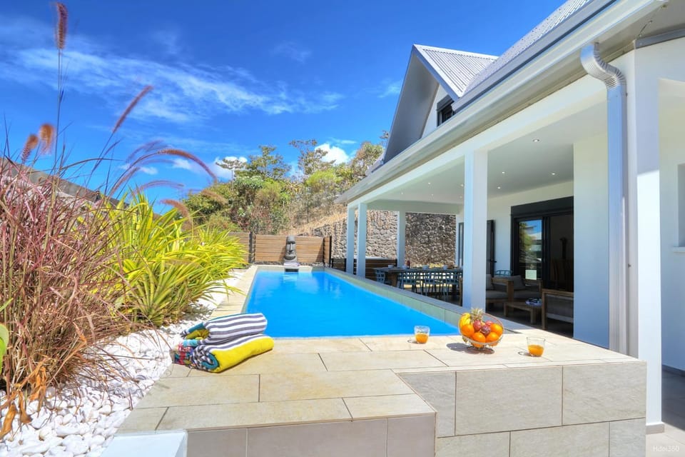 Patio, Swimming pool