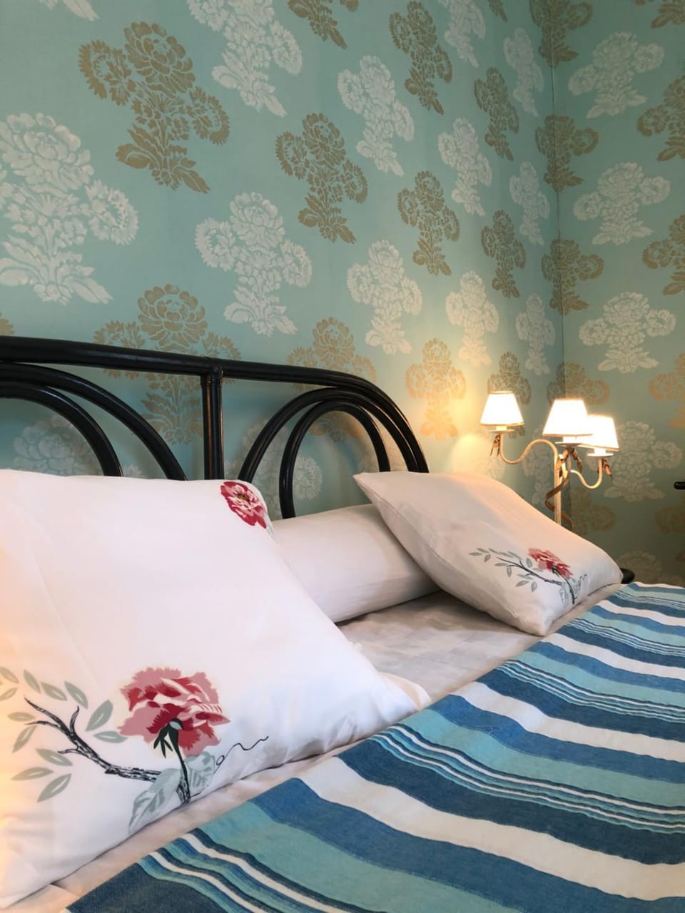 Château Les Tourelles Bed and Breakfast in Wallonia, Belgium