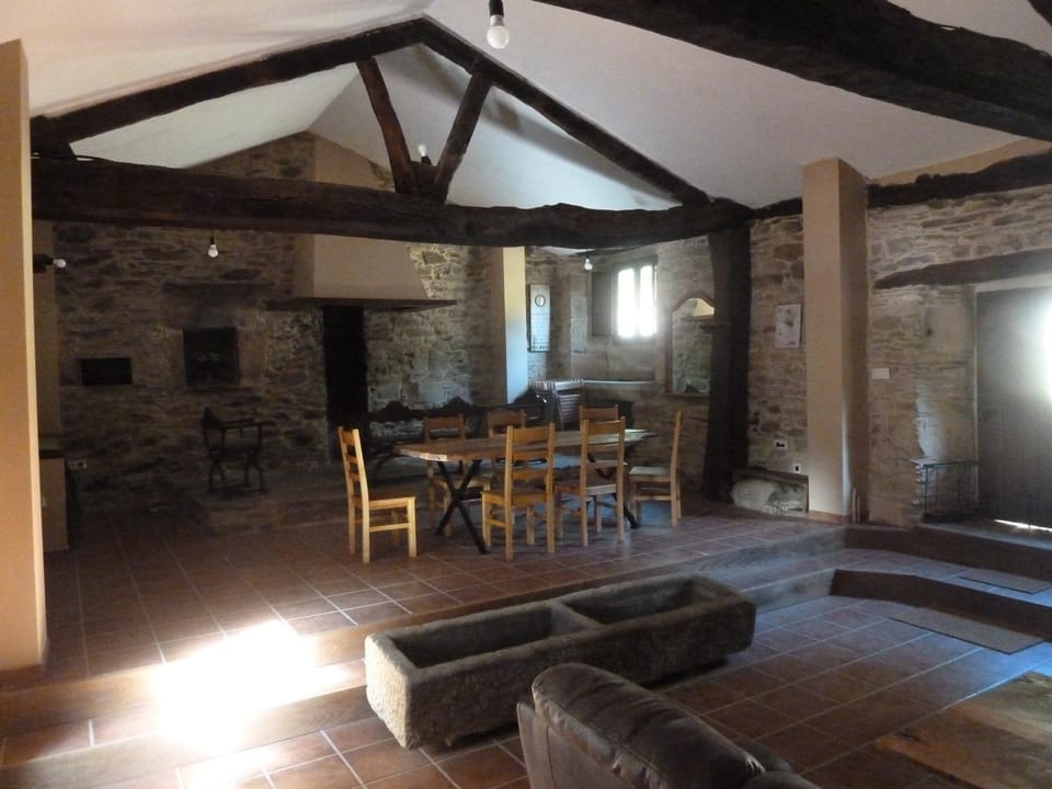 Os NOVOS House in Galicia