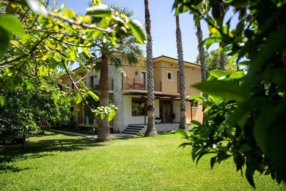 Property building, Garden