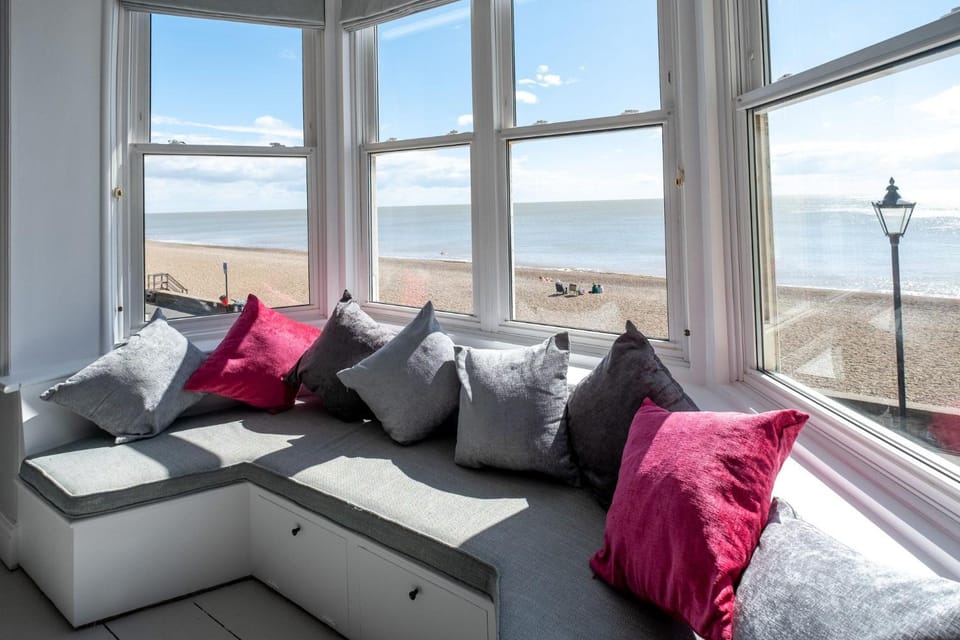 Property building, Living room, Seating area, Sea view