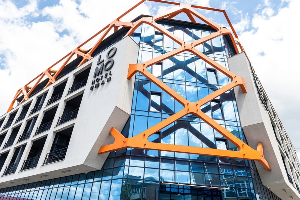 Property building, Day