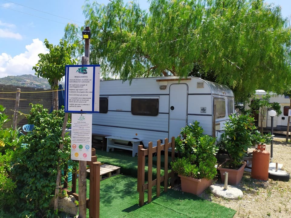 LA VOLPE DI AGROPOLI Campground/ 
RV Resort in Agropoli
