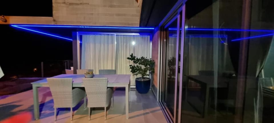 Villa Palace Fernandes with Jacuzzi House in Madeira District