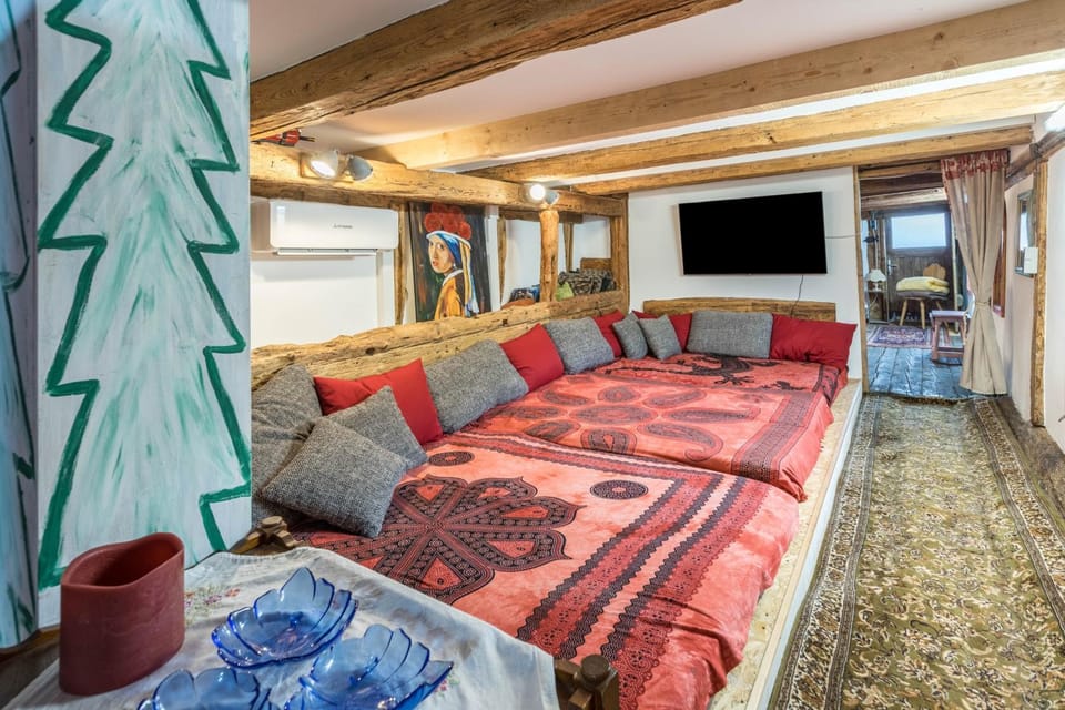 Property building, Living room