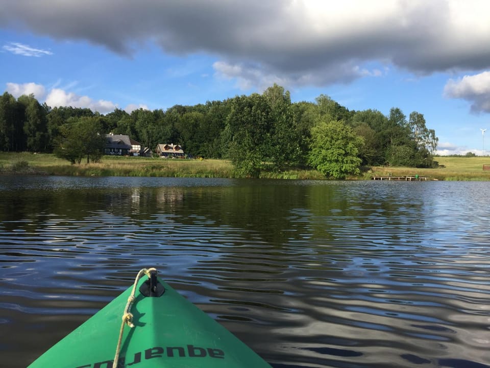 Neighbourhood, Natural landscape