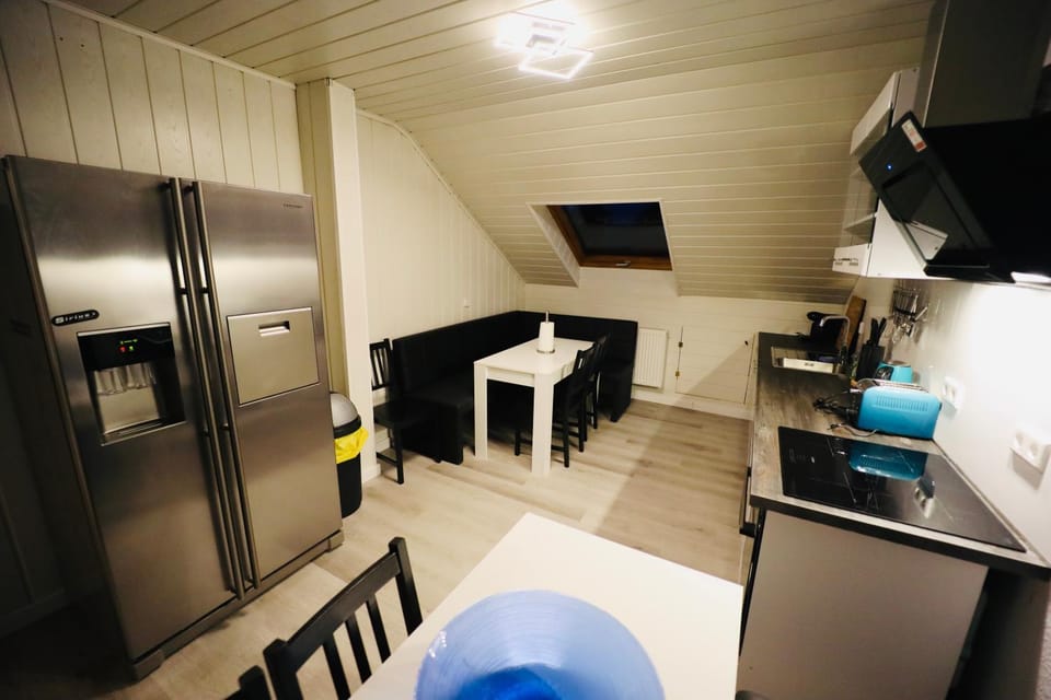 Kitchen or kitchenette, oven