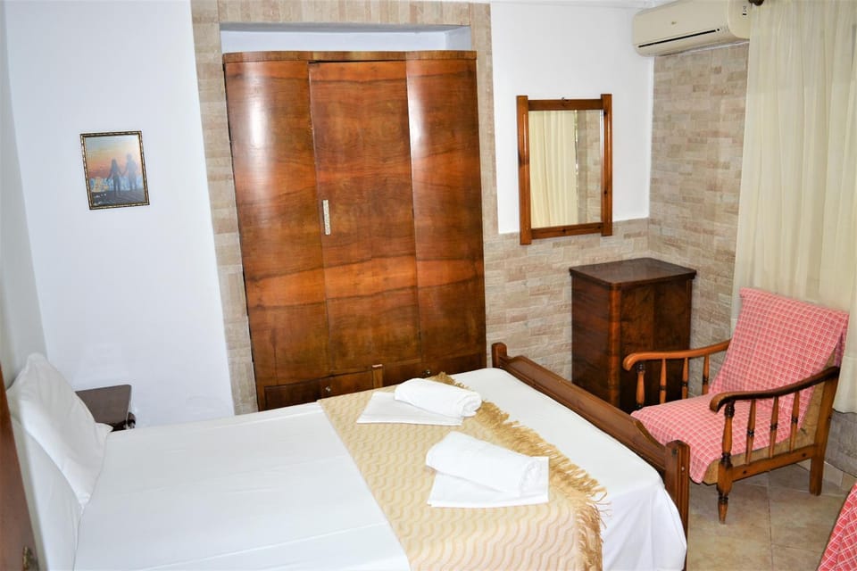 Evaggelou Rooms Apartment in Thasos