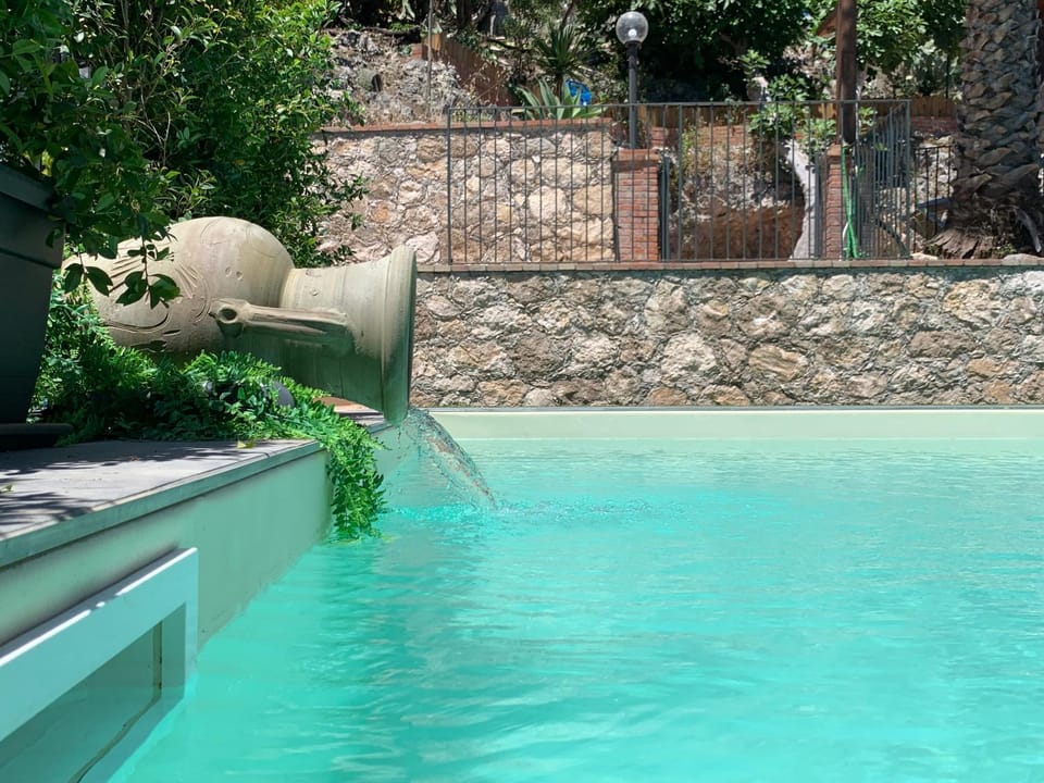 Pool view, Swimming pool