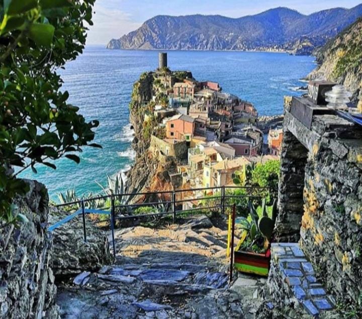 Sea & Culture - 5 Terre La Spezia Apartment in La Spezia