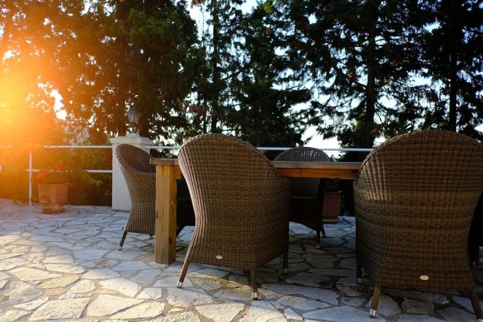 Villa Paparouna Villa in Peloponnese, Western Greece and the Ionian