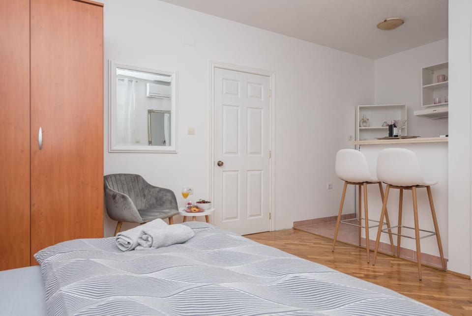 Škiljini dvori - Studio-apartman 3 Apartment in Makarska