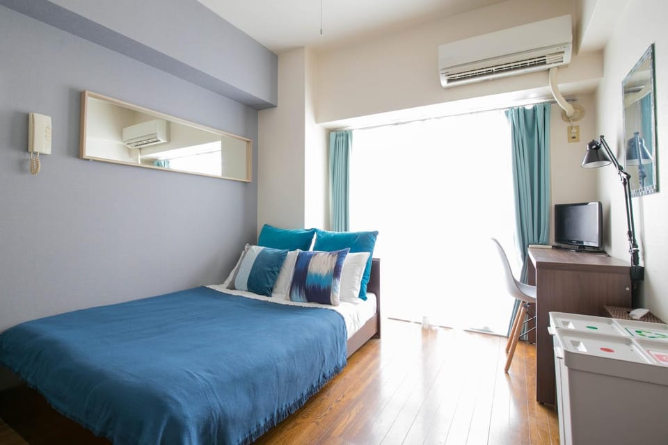 Bed, TV and multimedia, Bedroom, air conditioner