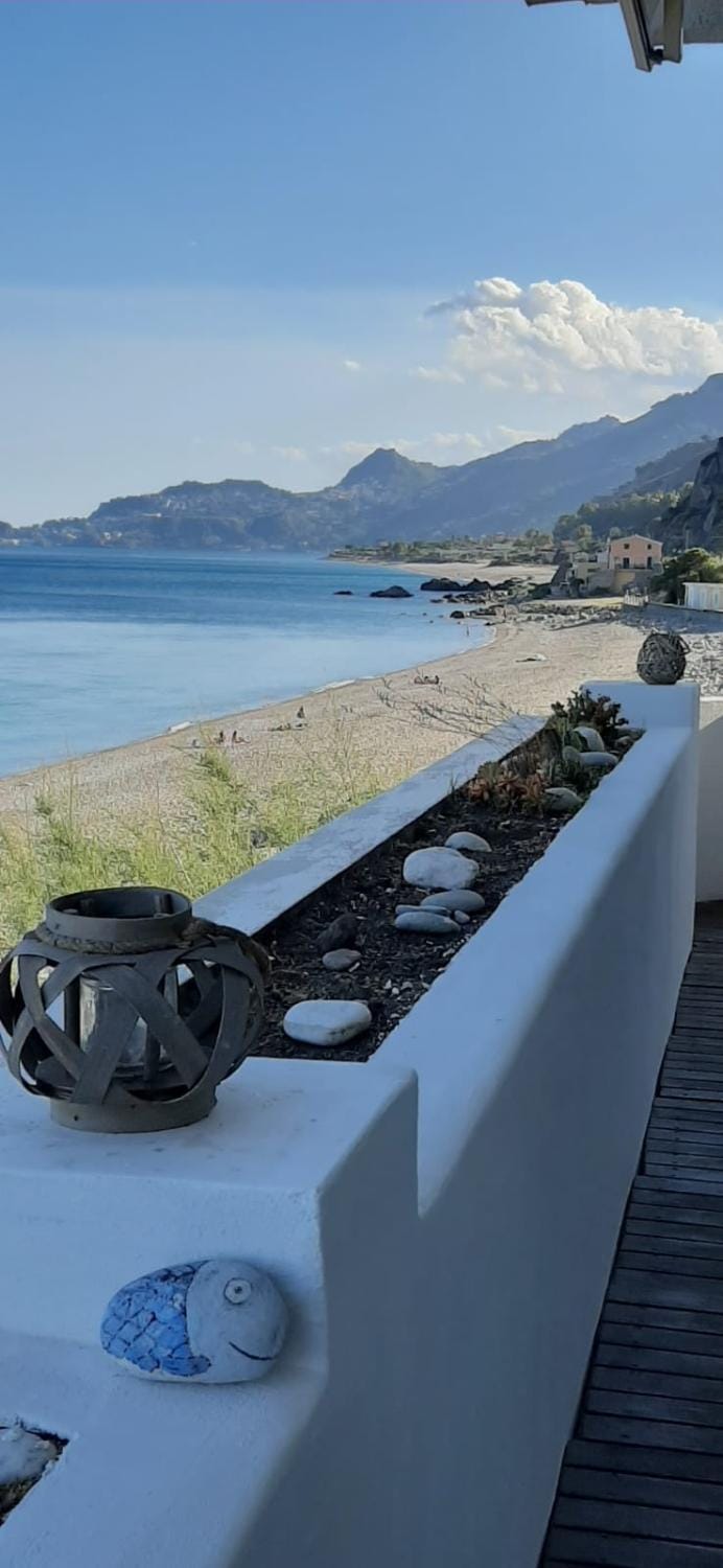 Taormina SeaSuite Fondaco Parrino Apartment in Sicily