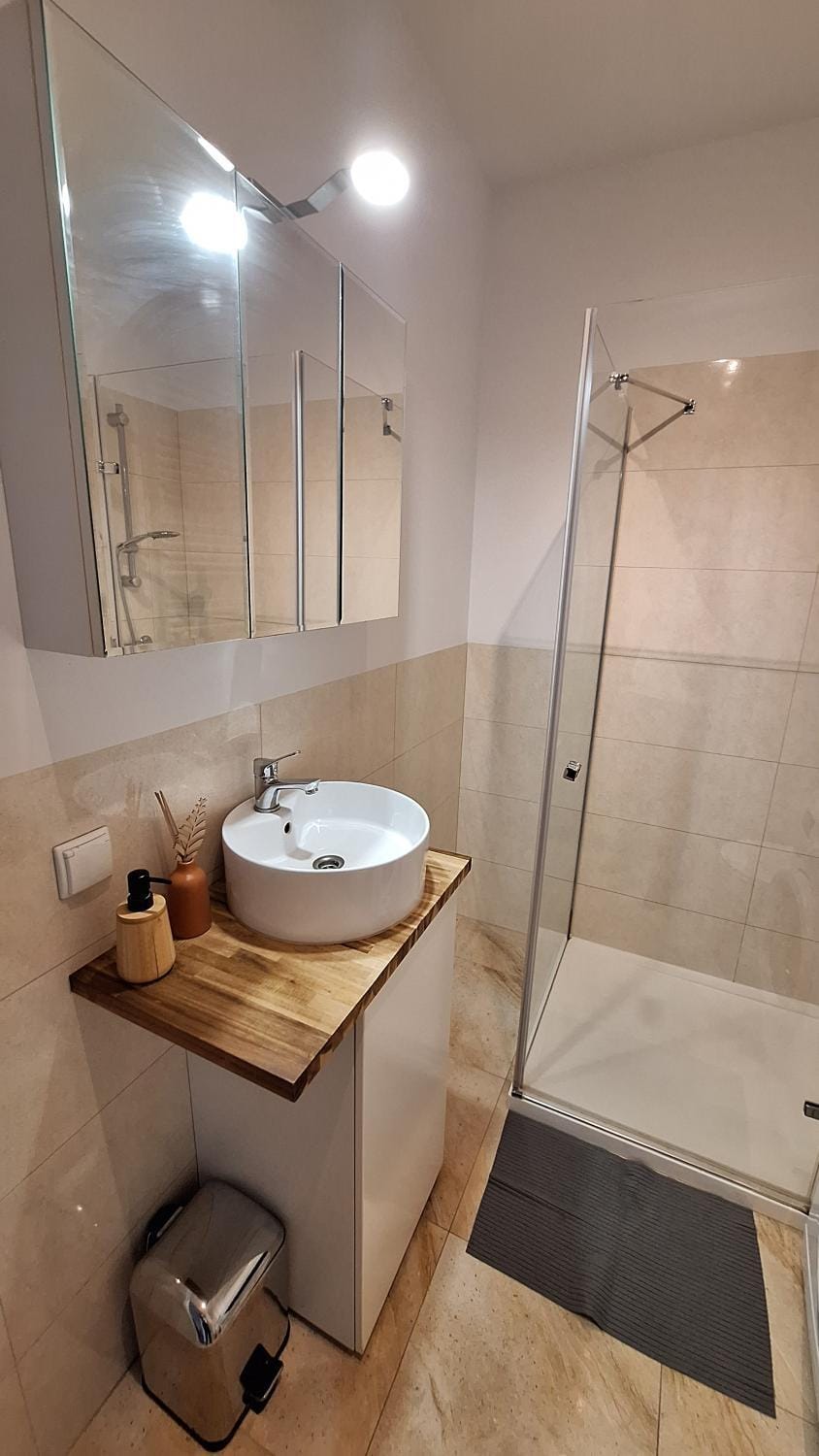 Apartament TEN z miejscem parkingowym Apartment in Greater Poland Voivodeship