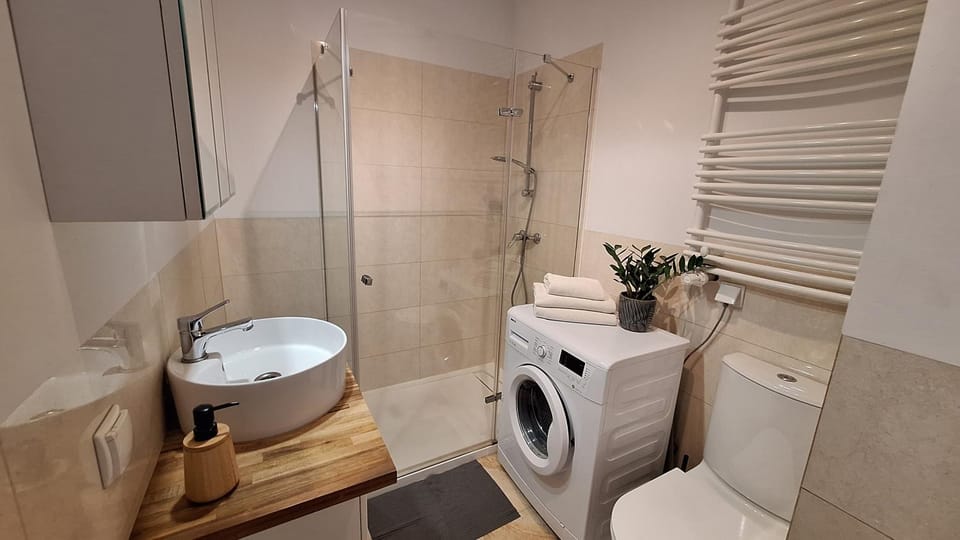 Apartament TEN z miejscem parkingowym Apartment in Greater Poland Voivodeship