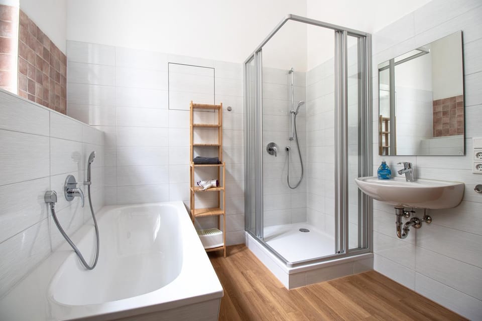 Shower, Bathroom, Bath