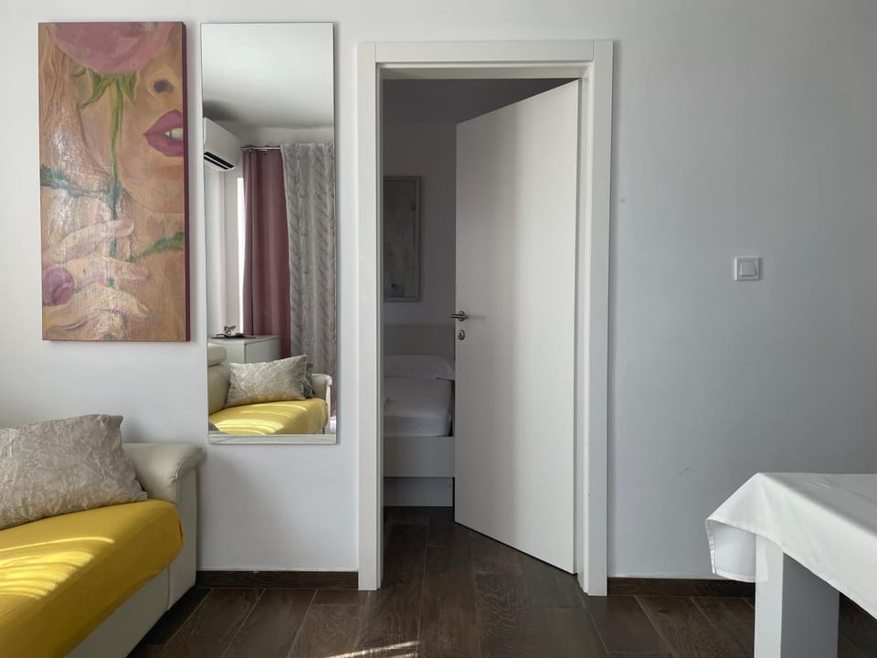 Blueberry Apartment in Bol