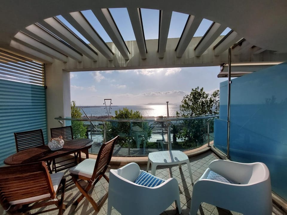 Balcony/Terrace, Dining area, Sea view