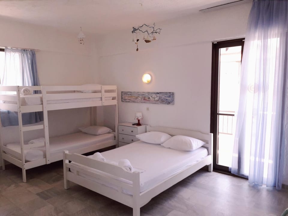Brunis Apartments Bed and Breakfast in Pieria, Greece