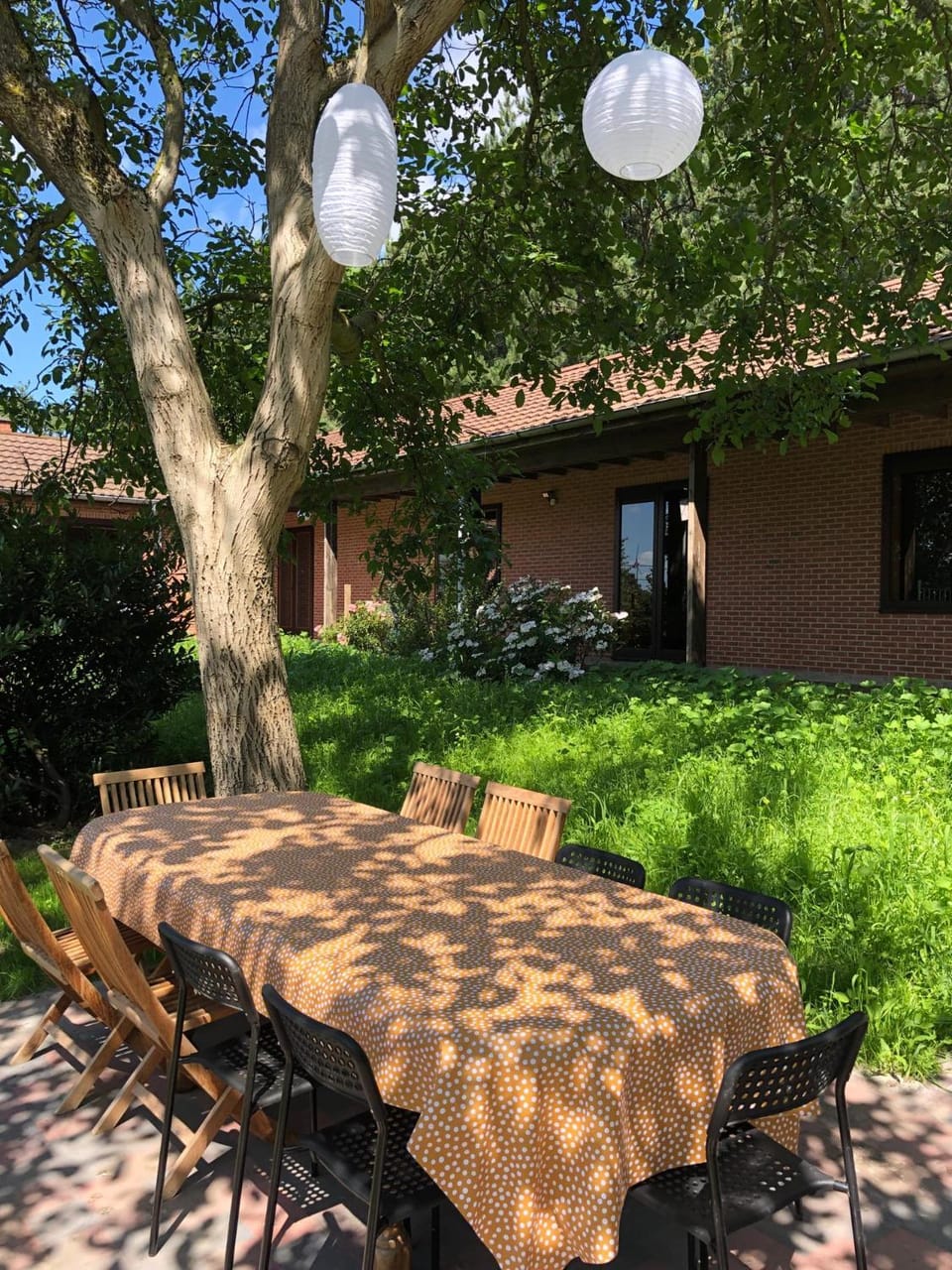 Property building, Day, Summer, Balcony/Terrace, Balcony/Terrace, On site