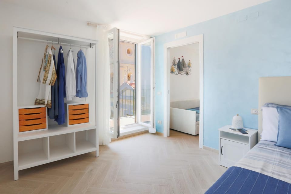 Balcony/Terrace, Photo of the whole room