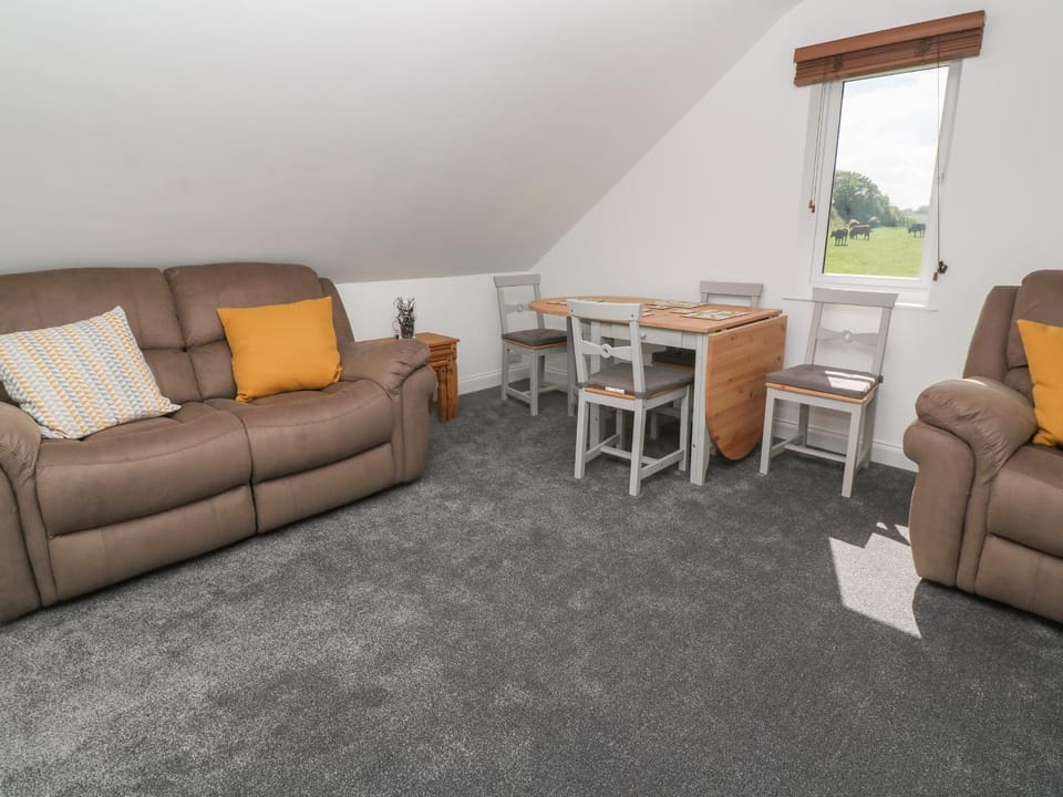 Little Valley View Apartment in England