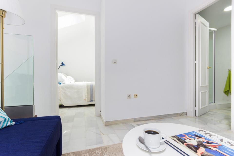 TV and multimedia, Living room, Dining area
