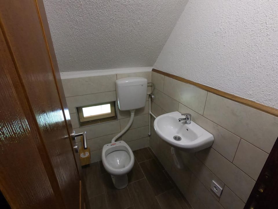 Guest house Tara House in Montenegro