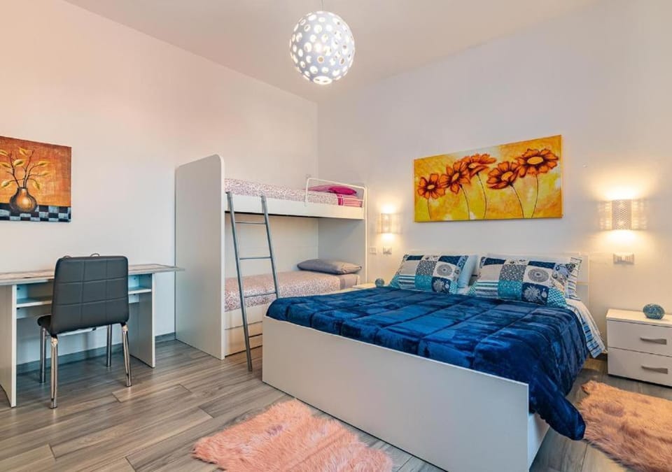 Coffee/tea facilities, Bedroom