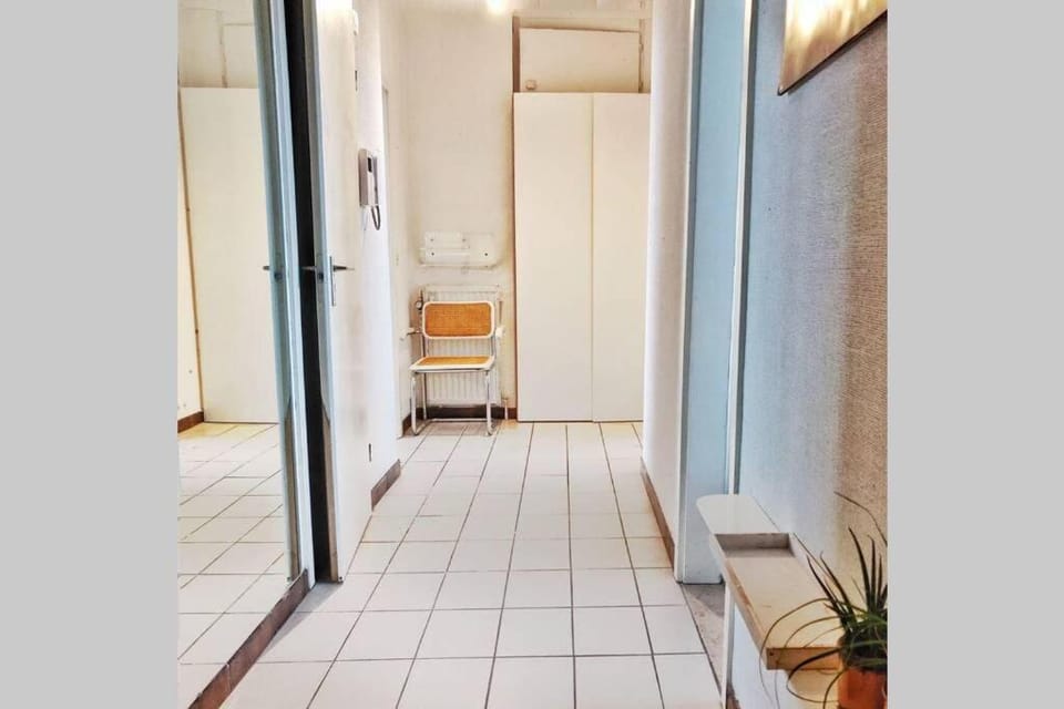 Royal Palace Seaview Suite Apartment in Ostend