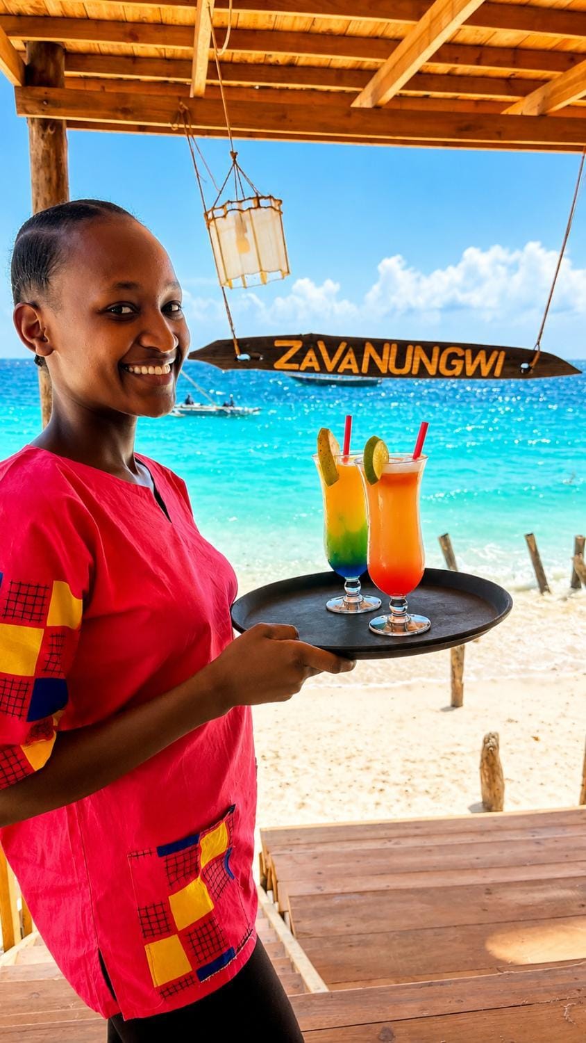 Restaurant/places to eat, Day, People, Natural landscape, Food and drinks, Beach, Food, Guests, Sea view, Drinks, Alcoholic drinks, Non alcoholic drinks
