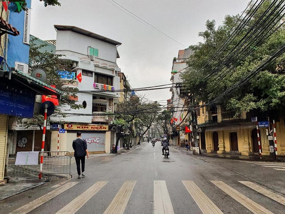 Galaxy Hanoi Hotel & Apartment - 12 ngõ 80 Trần Duy Hưng Hotel in Hanoi