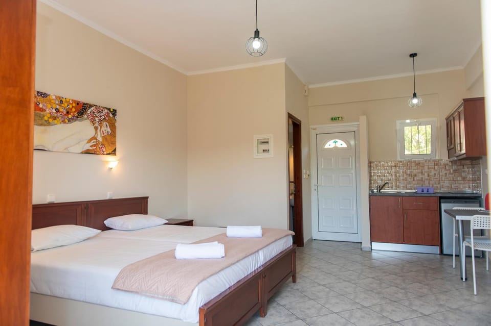 NIKOS DIMAS STUDIOS Apartment in Peloponnese, Western Greece and the Ionian